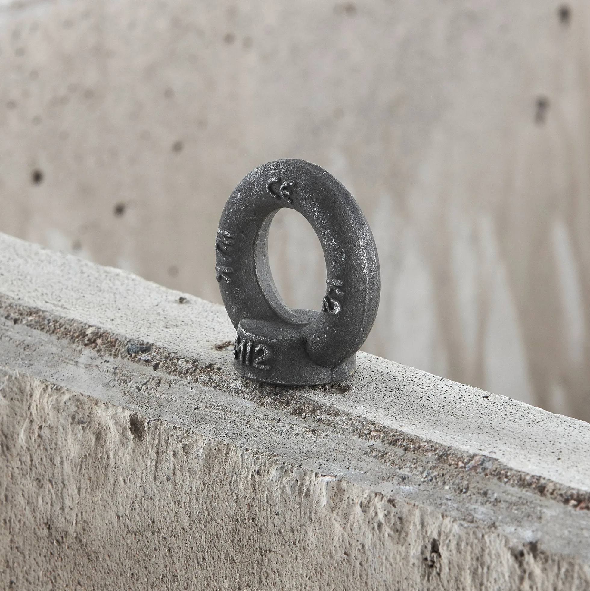 Betoniruukku 750x750 mm, harmaa