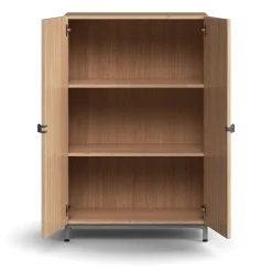 Kaappi QBUS 2 hyllytasoa, jalusta, kahvat, 1252x800x420 mm, hopeanharmaa, tammi