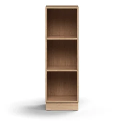 Kirjahylly QBUS 2 hyllytasoa, sokkeli, 1252x400x400 mm, tammi