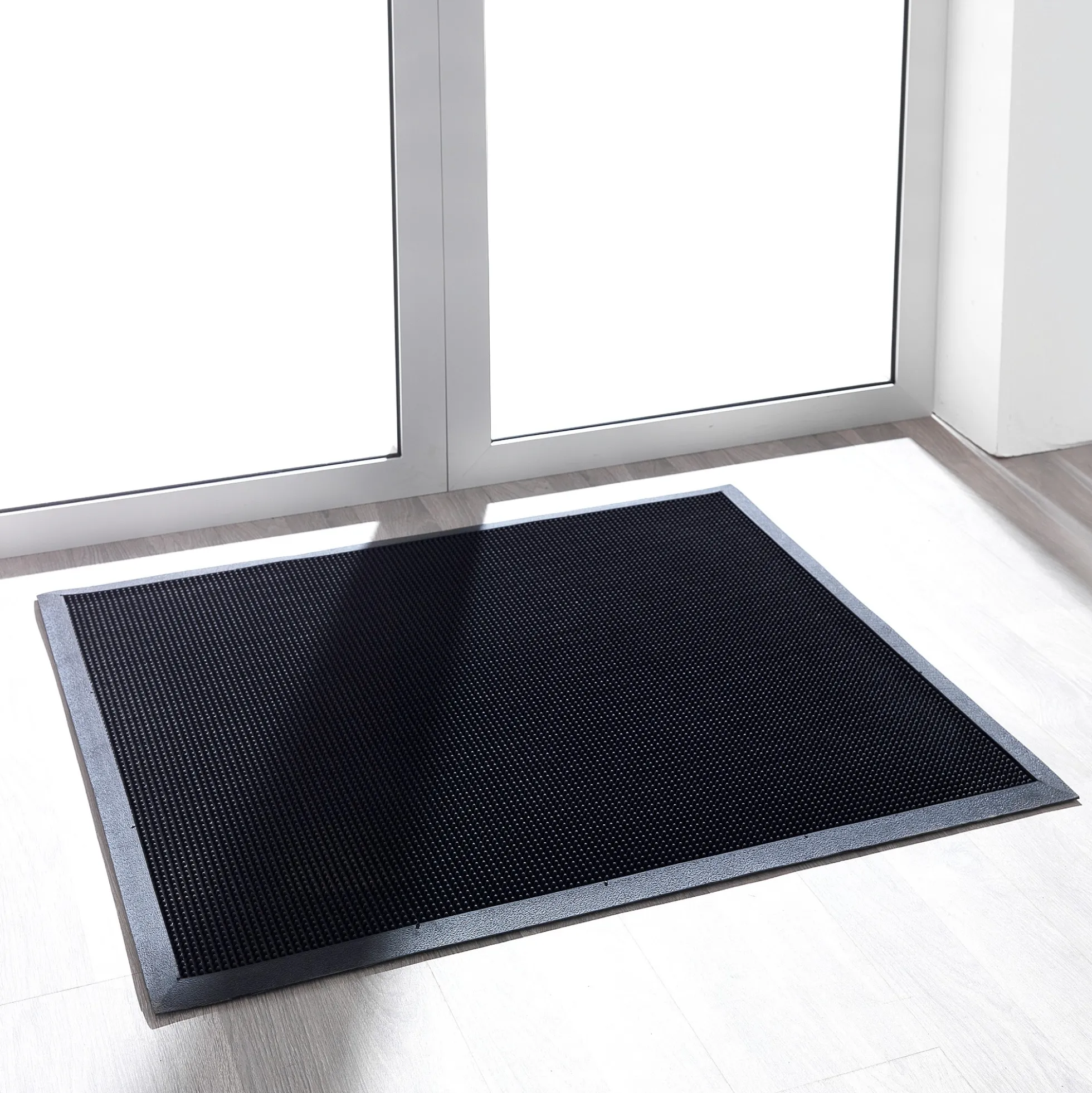 Kuramatto eteiseen SPIKE 1800x900 mm, musta
