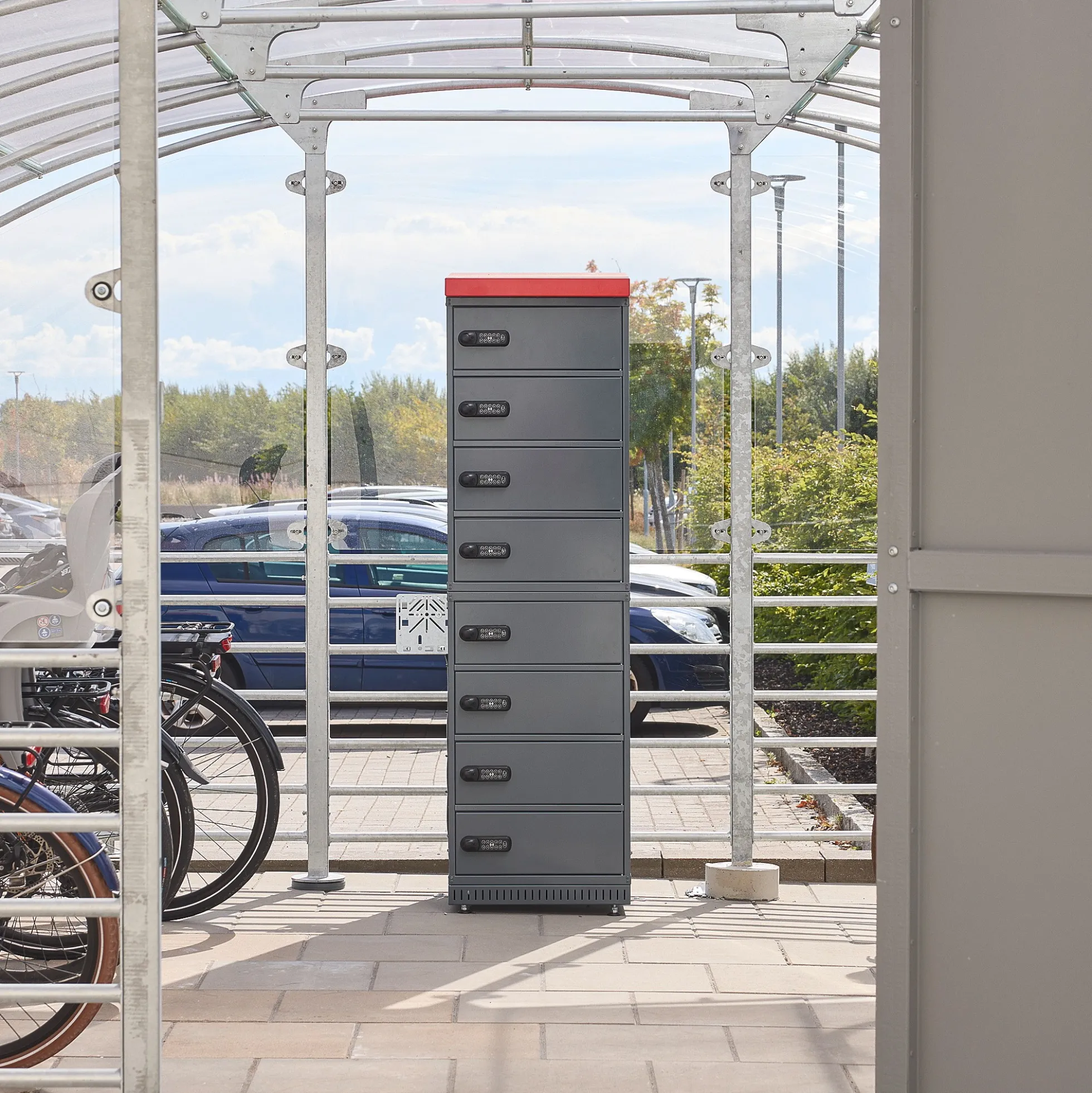 Latauskaappi sähköpyörän akuille VOLT 8 lokeroa, 1835x514x455 mm, tummanharmaa