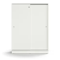 Liukuovikaappi QBUS Lukollinen, 3 hyllytasoa, sokkeli, kahvat, 1636x1200x400 mm, valkoinen
