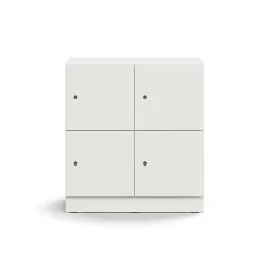 Lokerokaappi QBUS 4 lokeroa, sokkeli, 868x800x420 mm, valkoinen