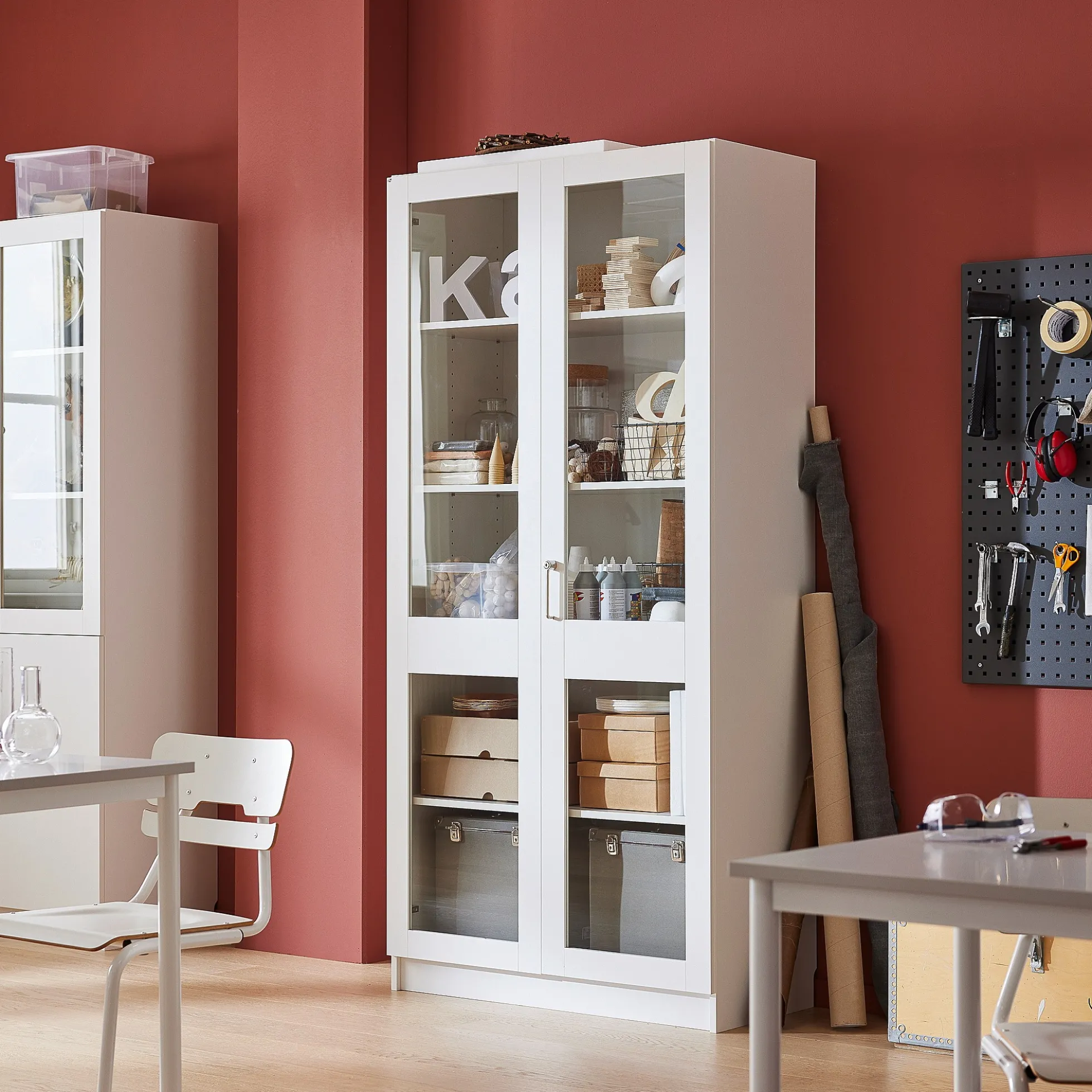 Säilytyskaappi THEO Täyspitkät lasiovet, 1000x470x2100 mm, valkoinen