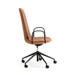 Tuoli LANGLEY Keskikorkea istuin, pyörät, käsinojat, musta/kupari