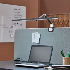 Työpöytävalaisin SCREENLITE LED, kiinnitetään pöytäsermiin, musta